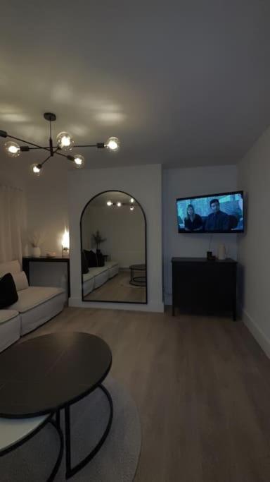 Rebels Rest Apartment *